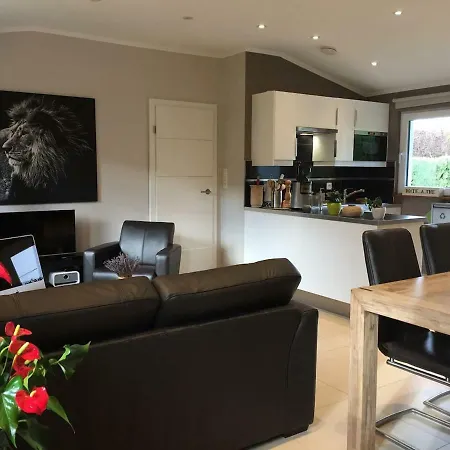Bungalow Chaleureux Idealement Situe A Beaufort
